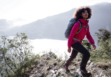 Hardshell or softshell jacket? 2 Hardshell or softshell - What is the differnce?