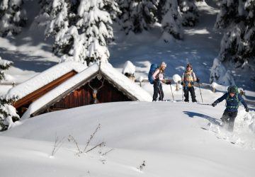 Snow shoe hiking in the Allgäu region 16 Hiking with snowshoes is fun.