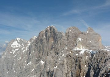 Wandern in Schladming in der Steiermark 18 Die Gipfel des Dachstein-Massivs.