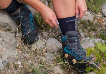 Wanderschuhe binden 2 Wanderschuhe richtig binden.