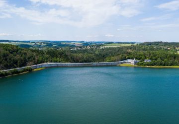 Hikes in the heart of the Vogtland 20 Dam wall of the Pöhl dam Pöhl