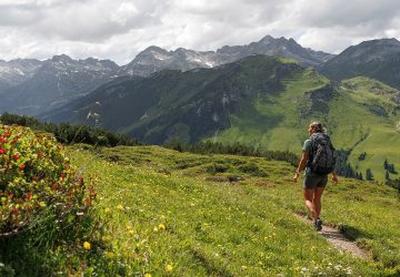 Wandern auf dem Lechweg 20 Hiking on the Lechweg: Panorama hike on the Rüfikopf