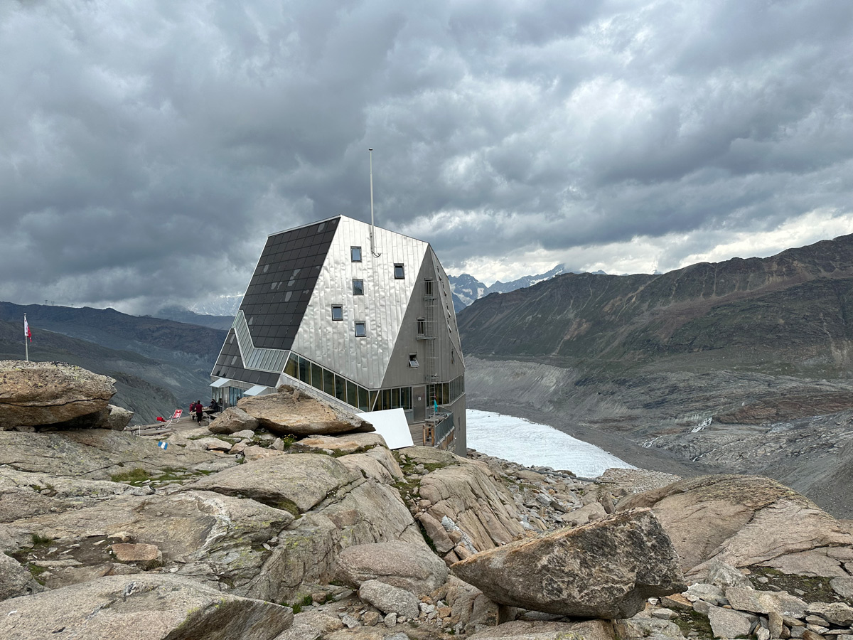 Alpine 2-Tages-Wanderung zur Monte Rosa Hütte (Wallis)