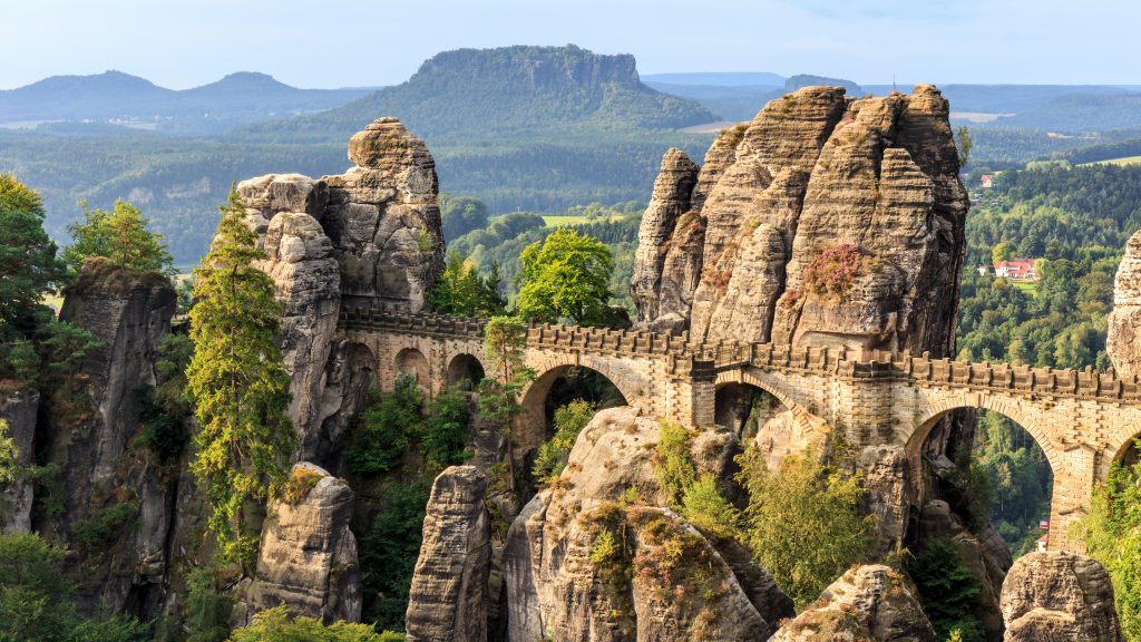 Malerweg Sächsische Schweiz 2 Basteibruecke am Malerweg zweite Etappe